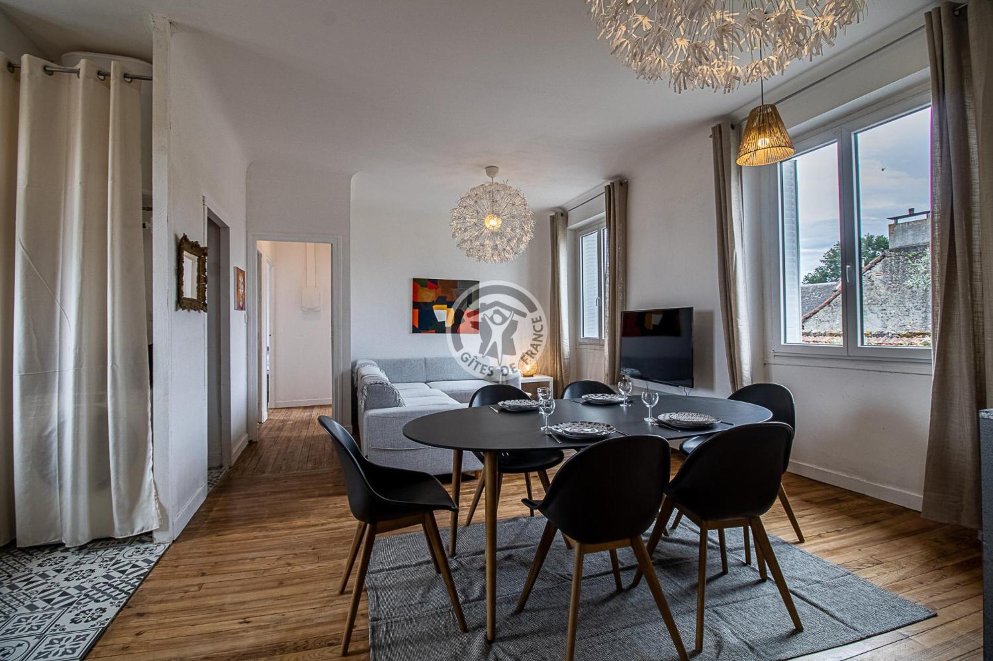 Location Appartement Des Pyrenees Borderes-sur-l'Echez Oda fotoğraf