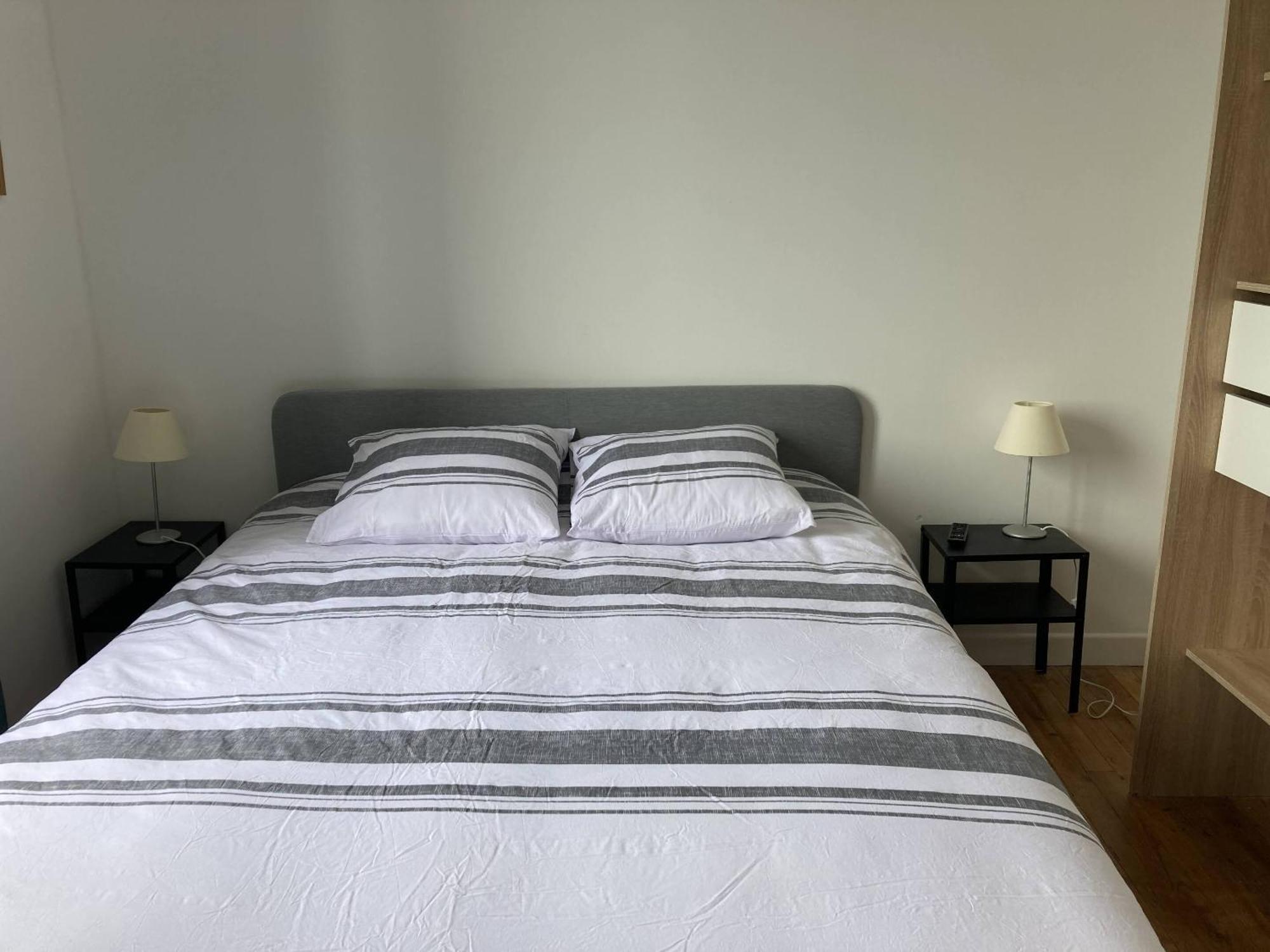 Location Appartement Des Pyrenees Borderes-sur-l'Echez Oda fotoğraf