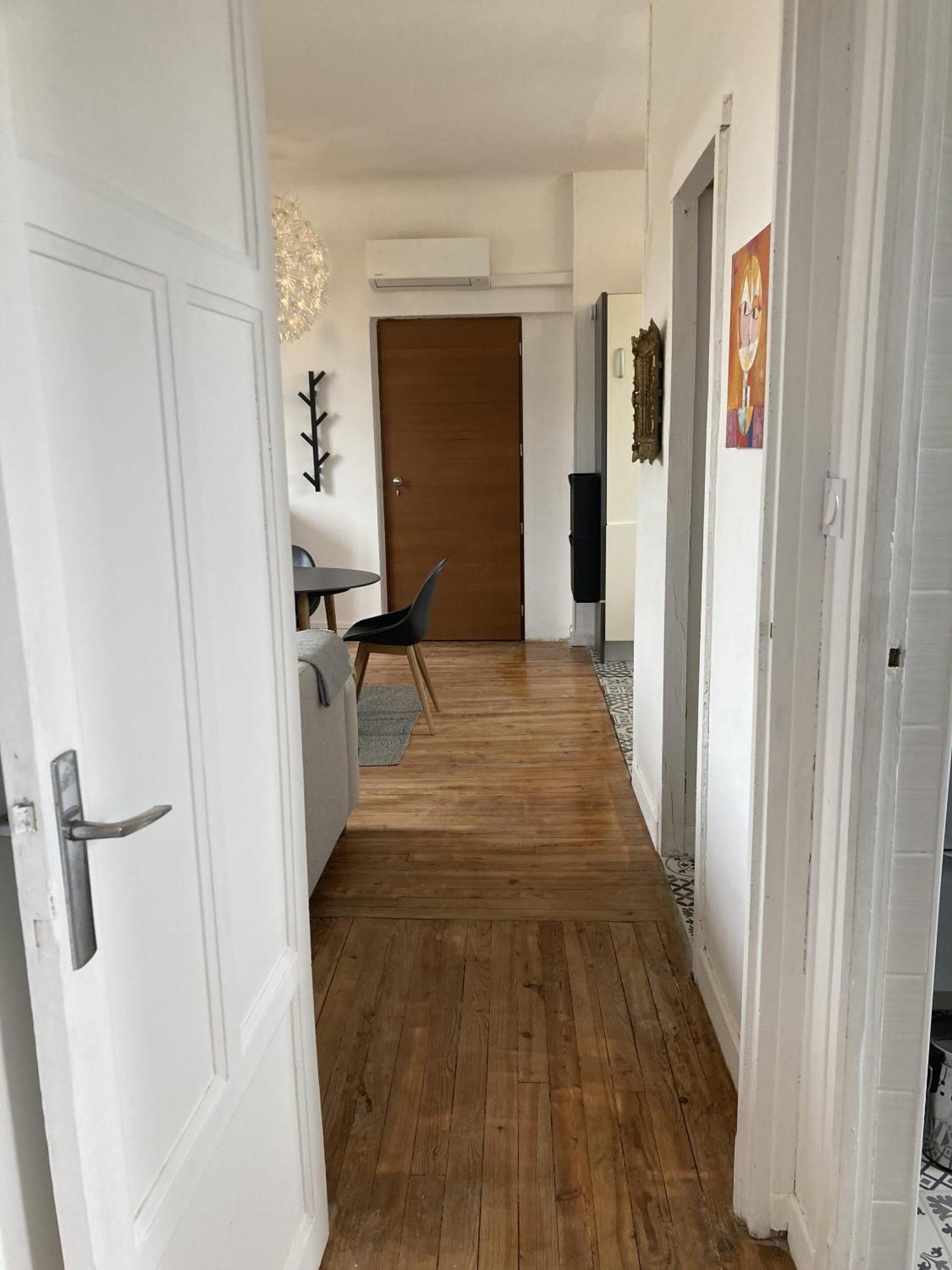 Location Appartement Des Pyrenees Borderes-sur-l'Echez Oda fotoğraf