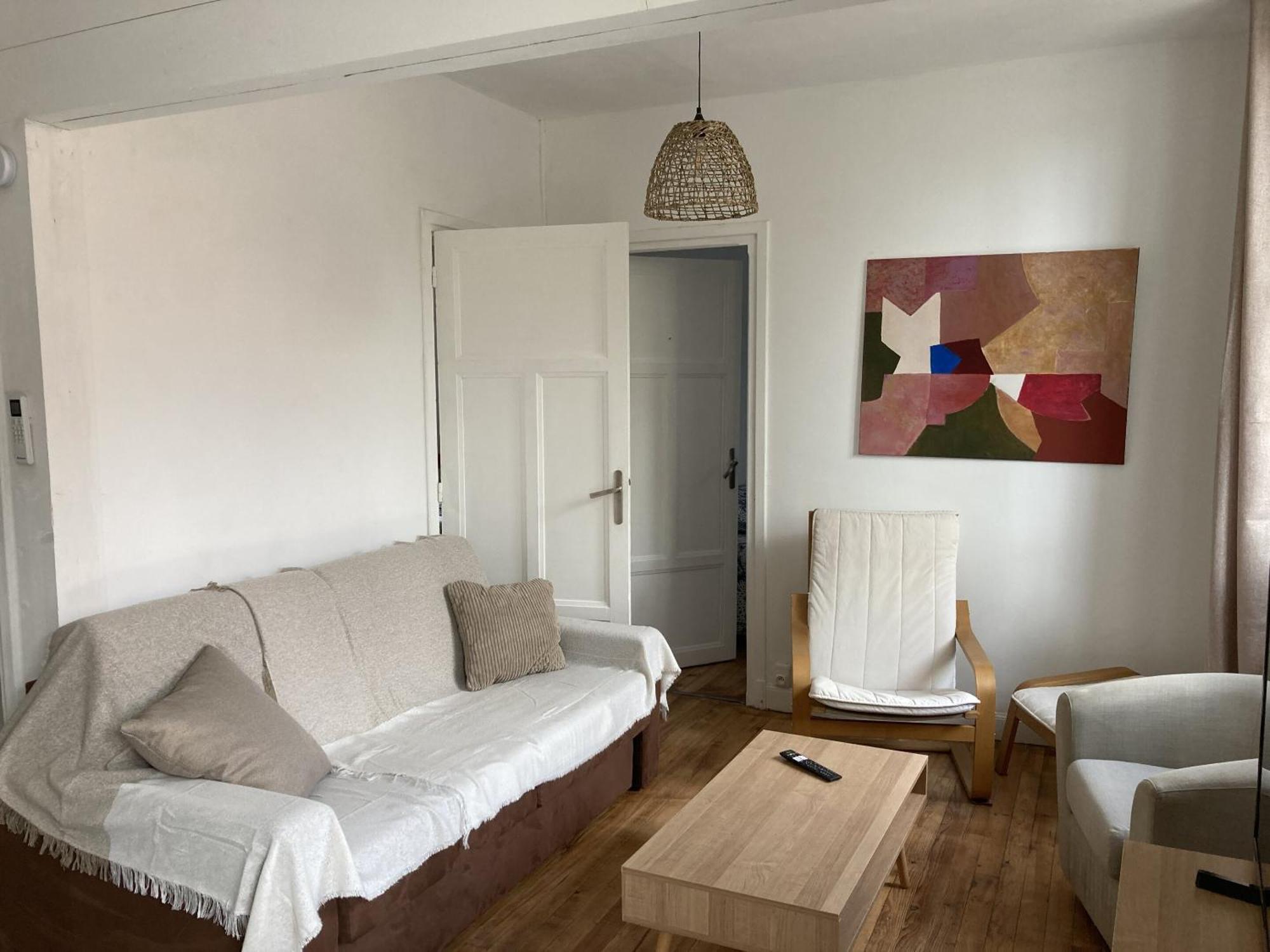 Location Appartement Des Pyrenees Borderes-sur-l'Echez Oda fotoğraf